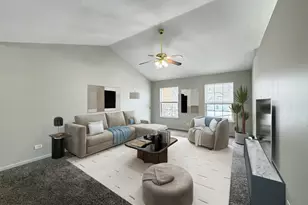 1202 Ballantrae Pl, Mundelein, IL 60060 - Photo 2