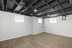 811 S 7th Ave, Maywood, IL 60153 - Photo 18