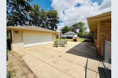 6906 W 91st Street, Bridgeview, IL 60455 - Photo 24