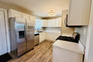 6906 W 91st St, Bridgeview, IL 60455 - Photo 10