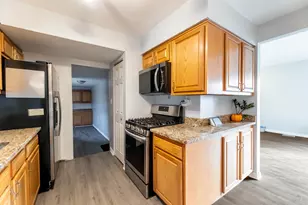 1044 Samson Dr, University Park, IL 60484 - Photo 4