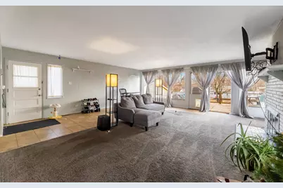 313 Jackson Street, Park Forest, IL 60466 - Photo 6