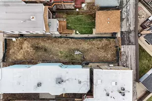 3675 N Elston Ave, Chicago, IL 60618 - Photo 2