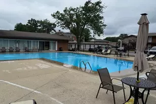 1500 S Busse Rd, Mount Prospect, IL 60056 - Photo 8