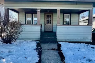 519 E Empire St, Freeport, IL 61032 - Photo 2