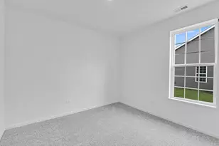 7513 Honeysuckle Ln, Joliet, IL 60431 - Photo 10