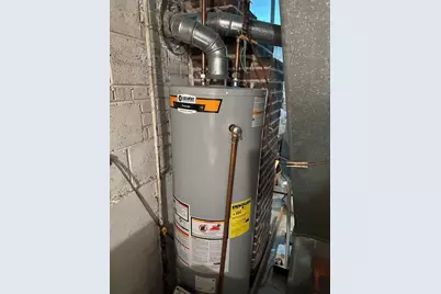 4050 W Columbia Avenue, Lincolnwood, IL 60712 - Photo 8