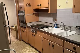 4050 W Columbia Ave, Lincolnwood, IL 60712 - Photo 4