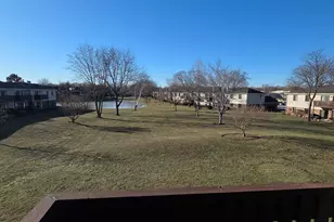 660 Cumberland Trail, Roselle, IL 60172 - Photo 18