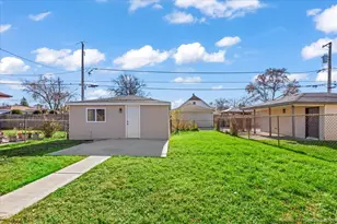 3304 Wilcox Ave, Bellwood, IL 60104 - Photo 16