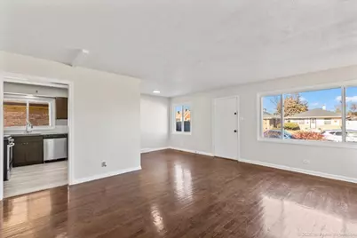 3304 Wilcox Avenue, Bellwood, IL 60104 - Photo 4