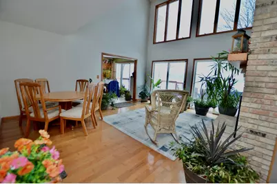 3321 N Bayview Lane, McHenry, IL 60051 - Photo 6