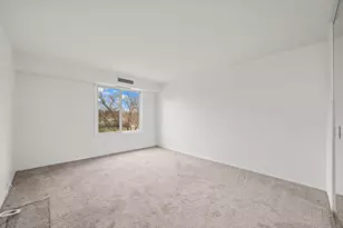 1415 E Central Rd, Arlington Heights, IL 60005 - Photo 14