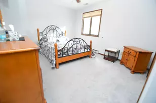 15758 County Line Rd, Capron, IL 61012 - Photo 18