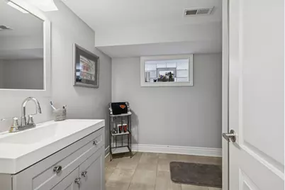 5241 S Melvina Avenue, Chicago, IL 60638 - Photo 16