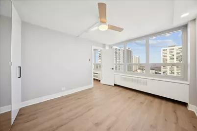 88 W Schiller Street #2107L, Chicago, IL 60610 - Photo 12