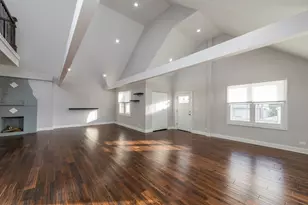 33715 N Lake Shore Dr, Grayslake, IL 60030 - Photo 6