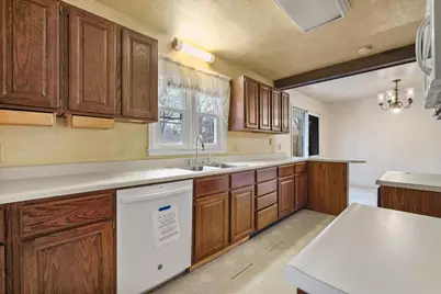 7 Walker Drive, Bloomington, IL 61701 - Photo 8