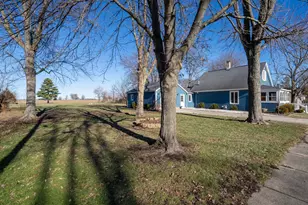 505 W North St, Stanford, IL 61774 - Photo 4