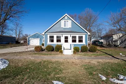 505 W North Street, Stanford, IL 61774 - Photo 1