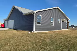 2203 Corrigan Wy, Normal, IL 61761 - Photo 48