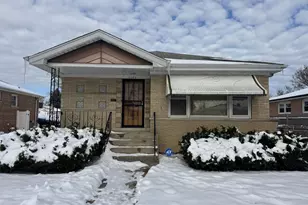 1104 E 156th Pl, Dolton, IL 60419 - Photo 1