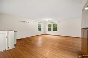 220 Osage Ln, Buffalo Grove, IL 60089 - Photo 8