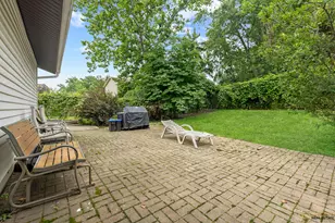 220 Osage Ln, Buffalo Grove, IL 60089 - Photo 48