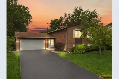 220 Osage Lane, Buffalo Grove, IL 60089 - Photo 1