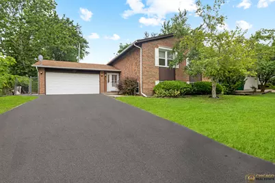 220 Osage Lane, Buffalo Grove, IL 60089 - Photo 4