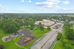 220 Osage Ln, Buffalo Grove, IL 60089 - Photo 58