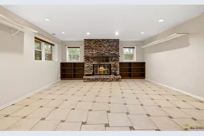 220 Osage Lane, Buffalo Grove, IL 60089 - Photo 36