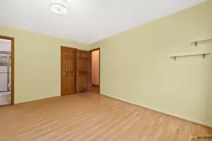 220 Osage Ln, Buffalo Grove, IL 60089 - Photo 34