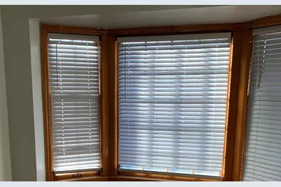 2513 S 18th Avenue, Broadview, IL 60155 - Photo 4