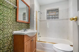 534 Rosewood Ave, Aurora, IL 60505 - Photo 12