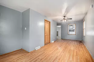 534 Rosewood Ave, Aurora, IL 60505 - Photo 4