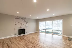 1240 Warrington Rd, Deerfield, IL 60015 - Photo 4