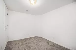 124 S Reed St, Joliet, IL 60436 - Photo 12