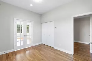 512 E Oakwood Blvd, Chicago, IL 60653 - Photo 12