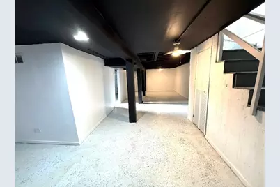 2142 S Trumbull Avenue, Chicago, IL 60623 - Photo 16