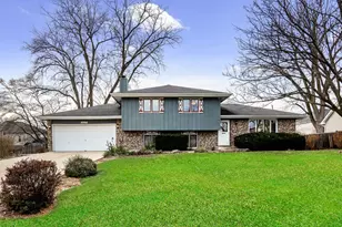 1N280 Morse St, Carol Stream, IL 60188 - Photo 1