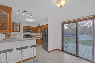 1N280 Morse St, Carol Stream, IL 60188 - Photo 10