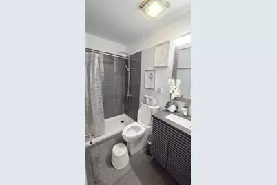 1585 W Oakmont Road, Hoffman Estates, IL 60169 - Photo 12