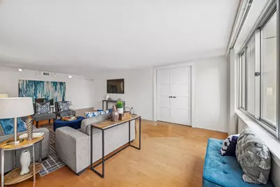 1 E Schiller Street #22A, Chicago, IL 60610 - Photo 8