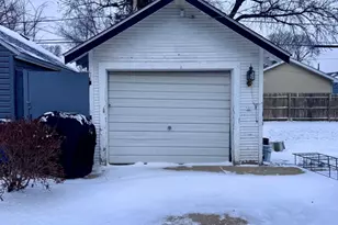 807 Spruce St, Aurora, IL 60506 - Photo 20