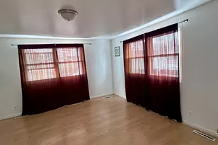 807 Spruce St, Aurora, IL 60506 - Photo 8