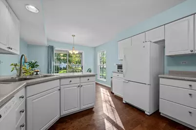 1320 Georgetown Drive, Batavia, IL 60510 - Photo 8