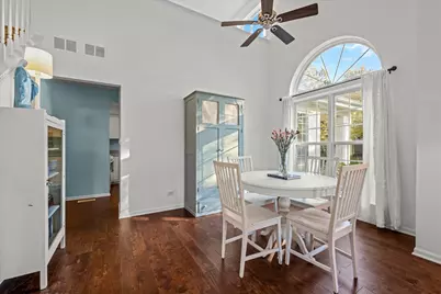 1320 Georgetown Drive, Batavia, IL 60510 - Photo 6