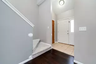 12441 Woodcrest Ln, Roscoe, IL 61073 - Photo 4