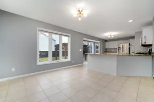 12441 Woodcrest Ln, Roscoe, IL 61073 - Photo 10